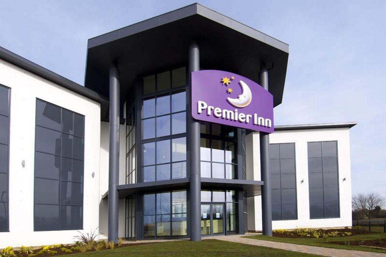 Premier Inn Бистер Экстерьер фото